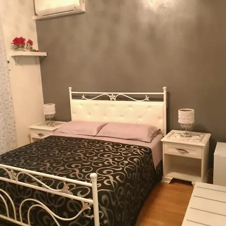 Cheope Bed & Breakfast Syracuse