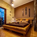 Cheope Bed & Breakfast 3*