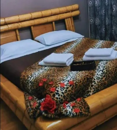 Cheope Oda ve Kahvaltı 3*